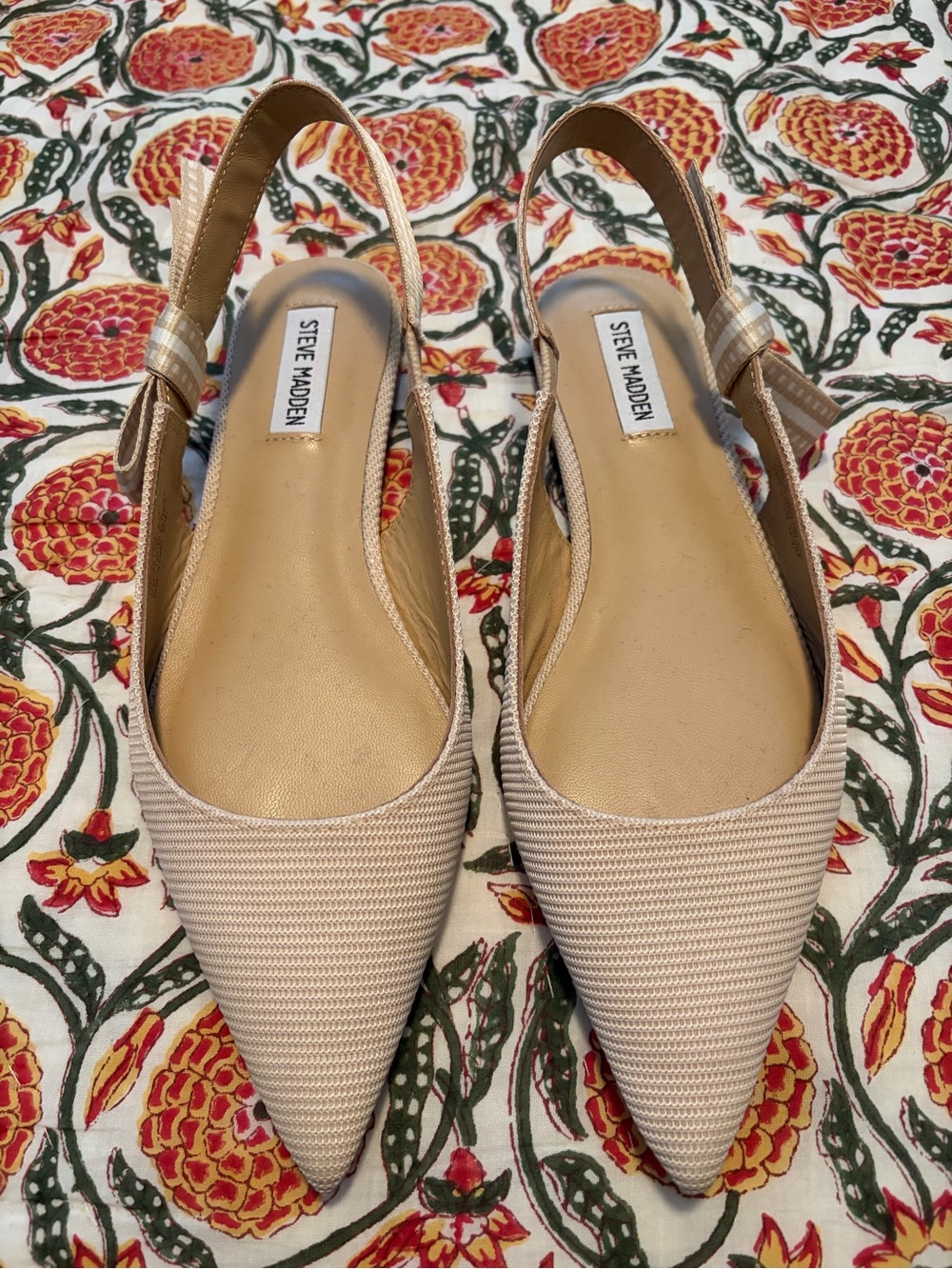 Steve Madden Flats - Size 8